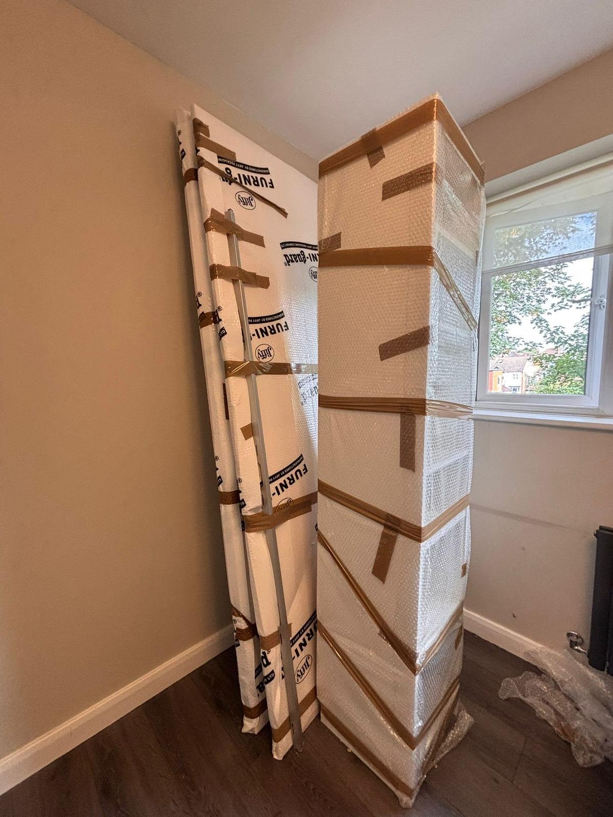 Man with Van Knebworth